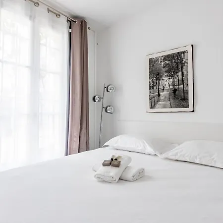 Loft Magenta Blue * Parigi
